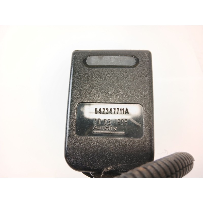 Recambio de enganche cinturon seguridad delantero izquierdo para citroën xsara (n1) 1.9 d referencia OEM IAM 542347711A  