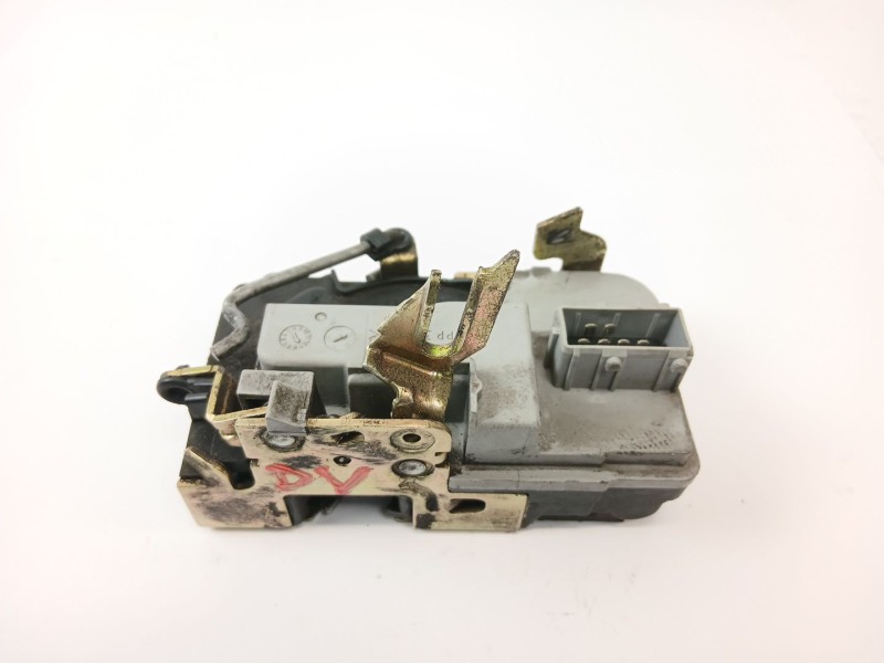 Recambio de cerradura puerta delantera derecha para citroën xsara (n1) 1.9 d referencia OEM IAM   