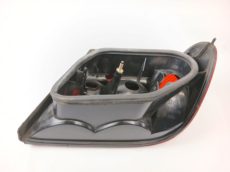 Recambio de piloto trasero izquierdo para citroën xsara (n1) 1.9 d referencia OEM IAM G2534  