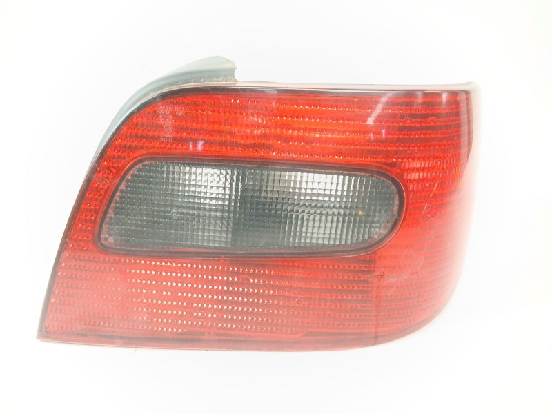 Recambio de piloto trasero derecho para citroën xsara (n1) 1.9 d referencia OEM IAM 2534D  
