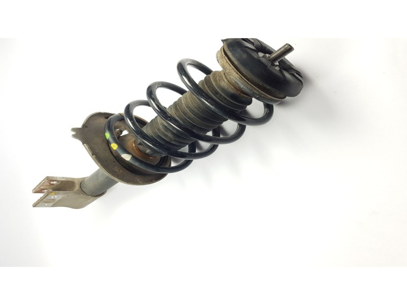 Recambio de amortiguador delantero derecho para peugeot 3008 1.6 hdi fap referencia OEM IAM 9636263880  
