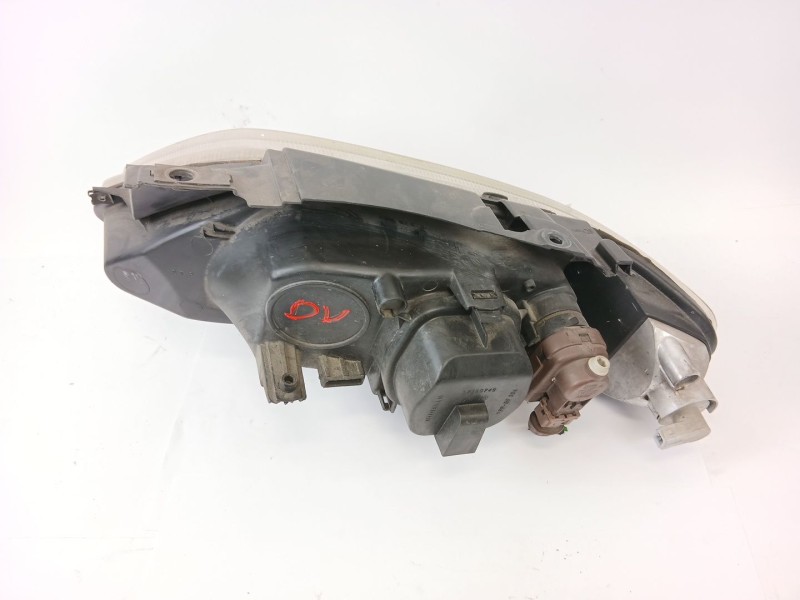 Recambio de faro derecho para citroën xsara (n1) 1.9 d referencia OEM IAM 37540748D  