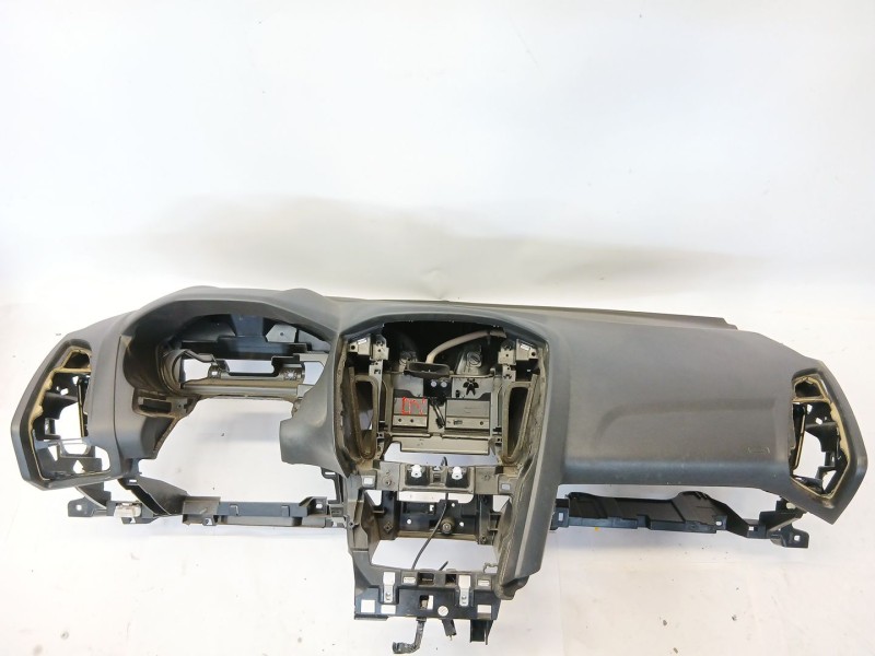 Recambio de salpicadero para ford focus iii sedán 1.6 tdci referencia OEM IAM   