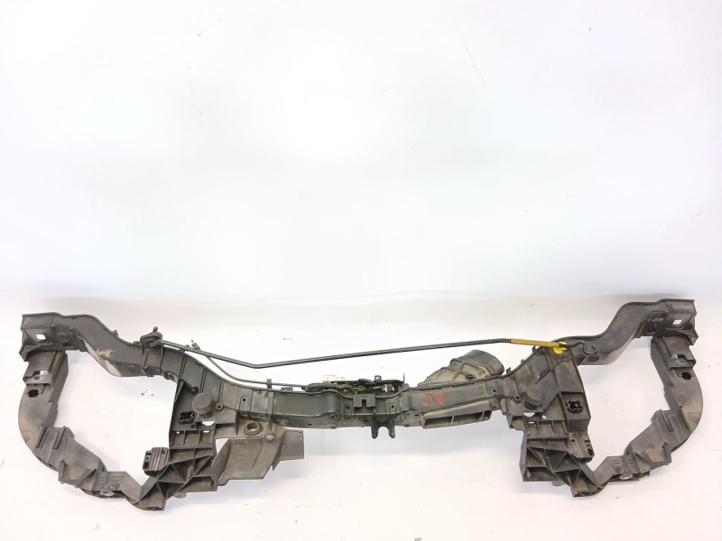 Recambio de panel frontal para ford focus iii sedán 1.6 tdci referencia OEM IAM   