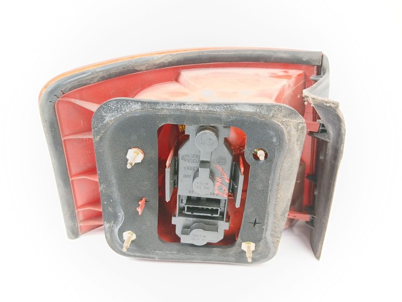 Recambio de piloto trasero derecho para audi allroad quattro (4b5) 2.5 tdi (132kw) referencia OEM IAM 4B9945096  