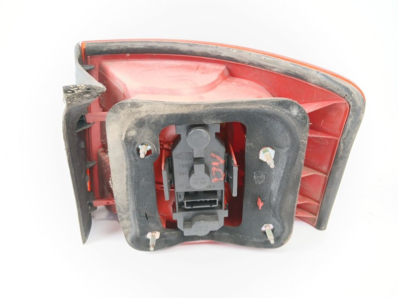 Recambio de piloto trasero izquierdo para audi allroad quattro (4b5) 2.5 tdi (132kw) referencia OEM IAM 4B9945095  