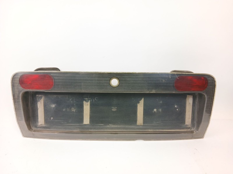 Recambio de portamatriculas para audi allroad quattro (4b5) 2.5 tdi (132kw) referencia OEM IAM 4B9945695  