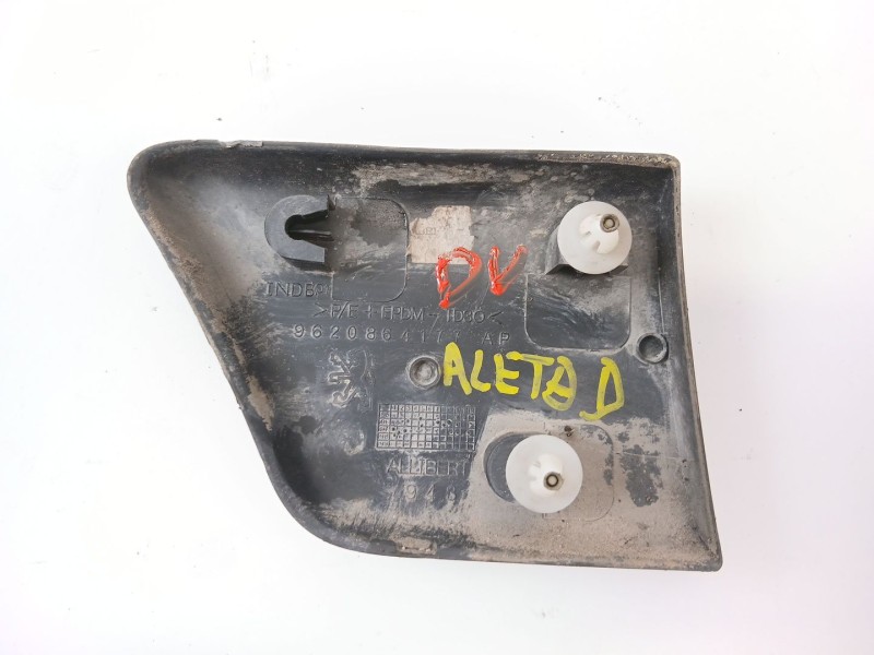 Recambio de moldura para peugeot partner furgoneta/monovolumen (5_, g_) 1.9 d referencia OEM IAM 9620864177  