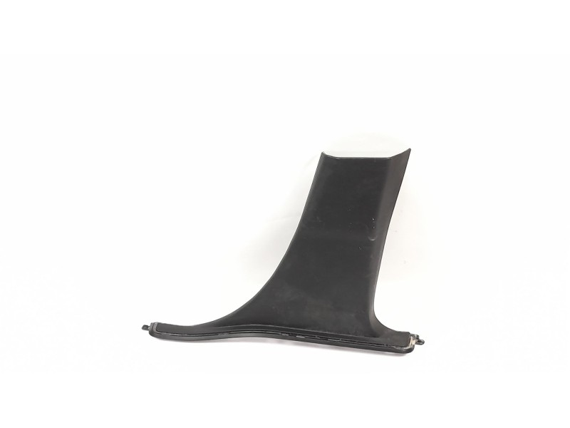 Recambio de moldura para peugeot bipper tepee basic stt 1.3 hdi referencia OEM IAM 1311058070  