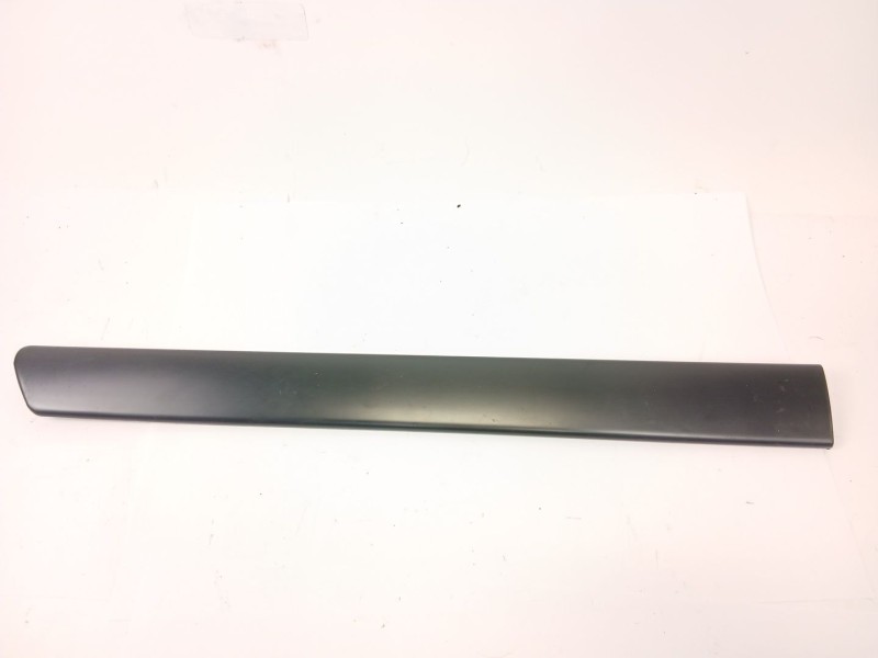 Recambio de moldura para audi allroad quattro (4b5) 2.5 tdi (132kw) referencia OEM IAM 4B0867419  