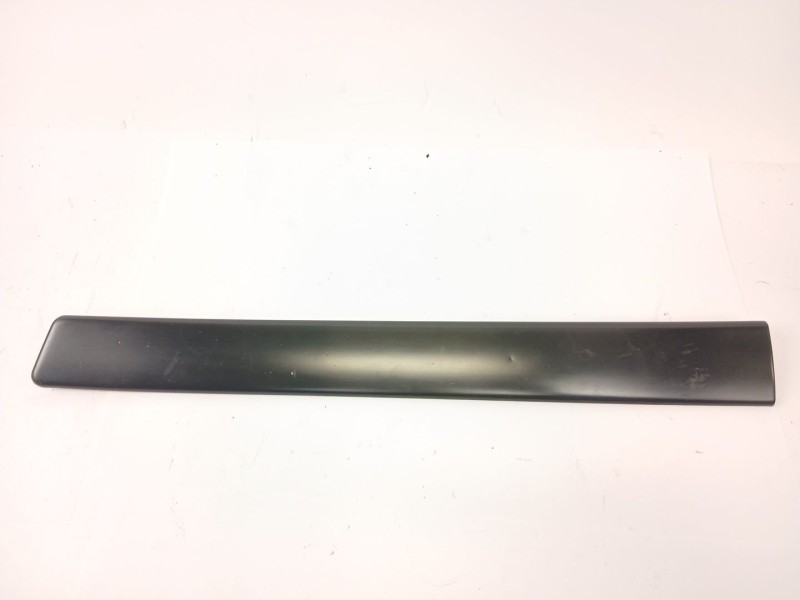 Recambio de moldura para audi allroad quattro (4b5) 2.5 tdi (132kw) referencia OEM IAM 4B0867410  