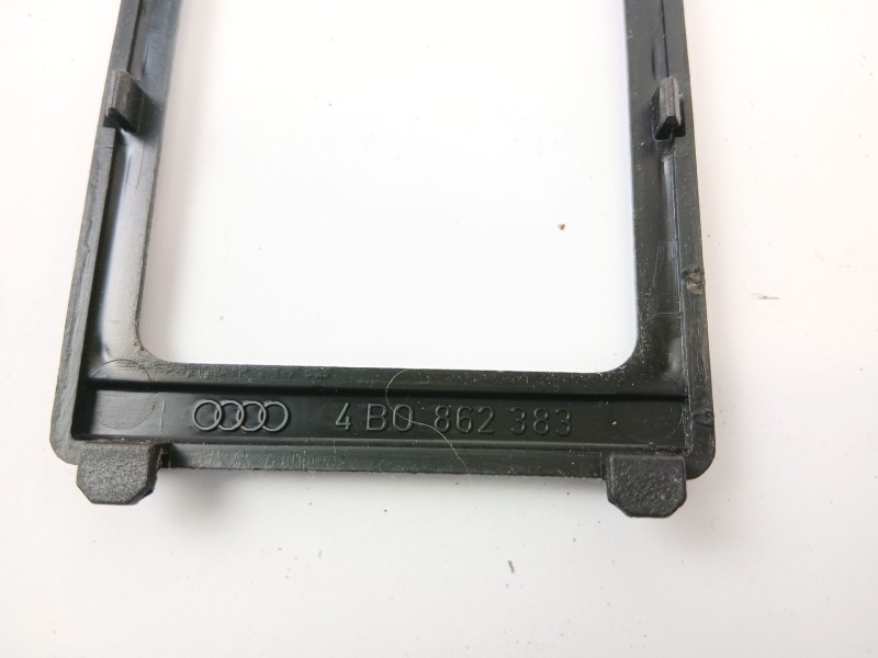 Recambio de moldura para audi allroad quattro (4b5) 2.5 tdi (132kw) referencia OEM IAM 4B0862383  
