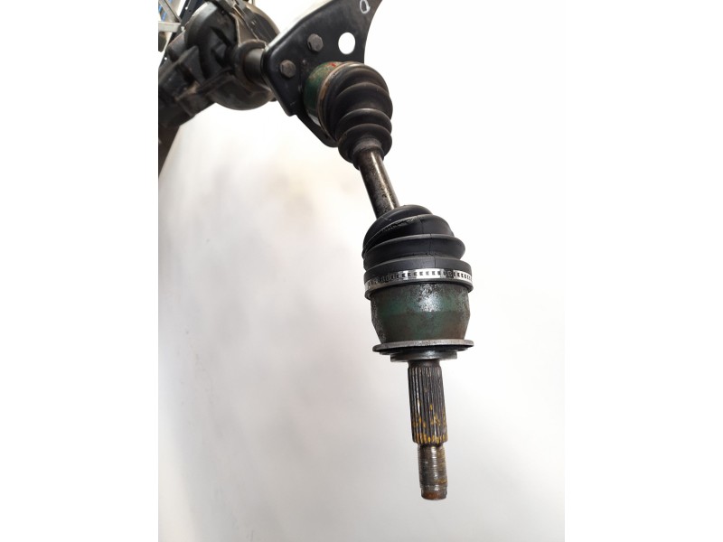Recambio de puente delantero para ssangyong rexton 2.7 xdi referencia OEM IAM   