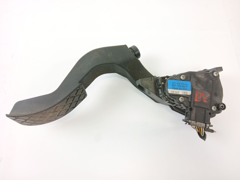 Recambio de potenciometro pedal para audi allroad quattro (4b5) 2.5 tdi (132kw) referencia OEM IAM 8D1723523  