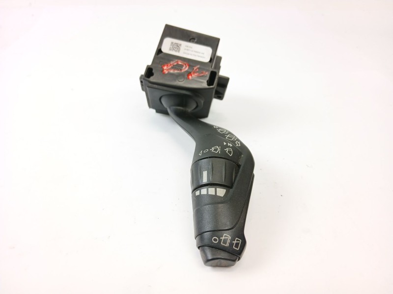 Recambio de mando limpia para ford focus iii sedán 1.6 tdci referencia OEM IAM AV6T17A553AE  
