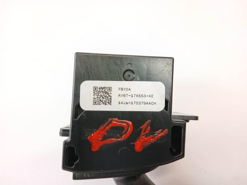 Recambio de mando limpia para ford focus iii sedán 1.6 tdci referencia OEM IAM AV6T17A553AE  