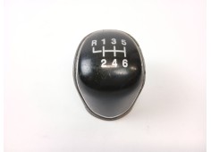 Recambio de pomo palanca cambio para ford focus iii sedán 1.6 tdci referencia OEM IAM    2