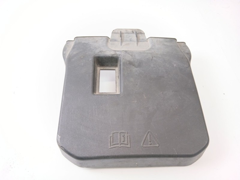 Recambio de moldura para ford focus iii sedán 1.6 tdci referencia OEM IAM AM5110A659  
