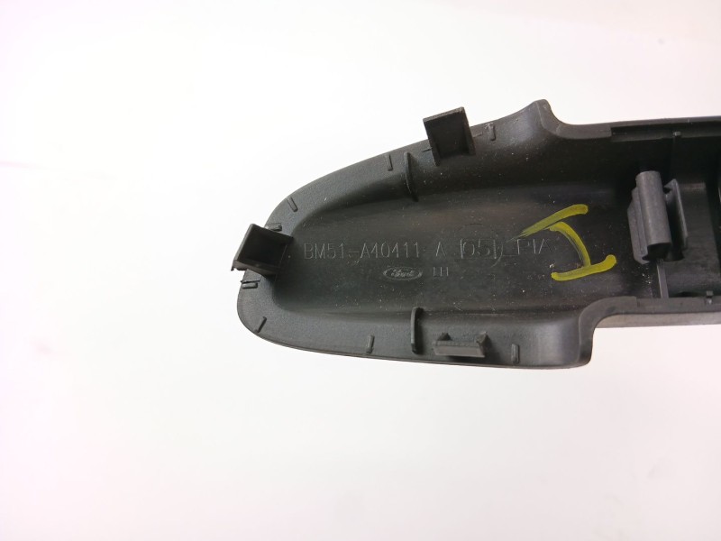 Recambio de moldura para ford focus iii sedán 1.6 tdci referencia OEM IAM BM-A40411-A  