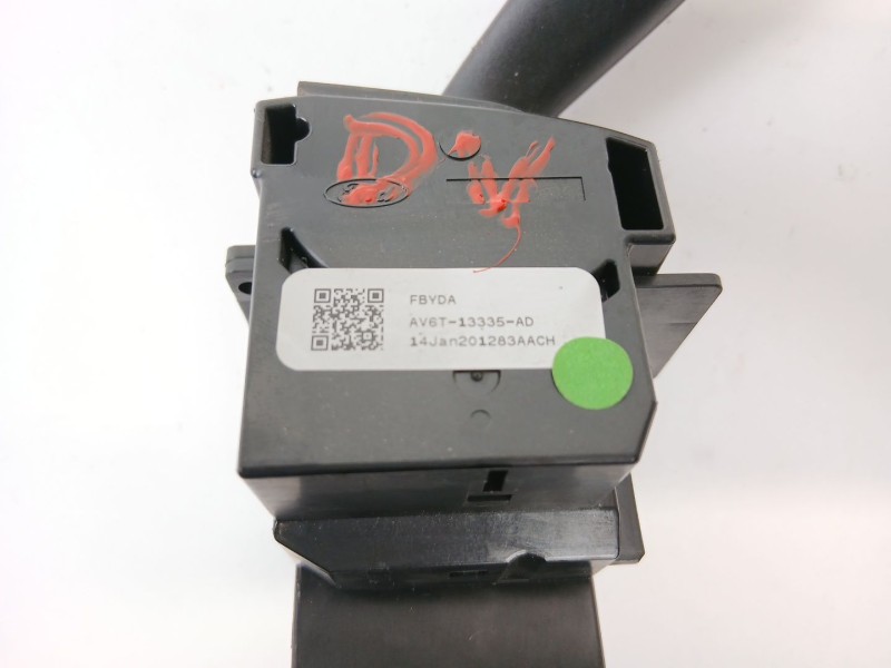 Recambio de mando intermitentes para ford focus iii sedán 1.6 tdci referencia OEM IAM AV6T13335AD  