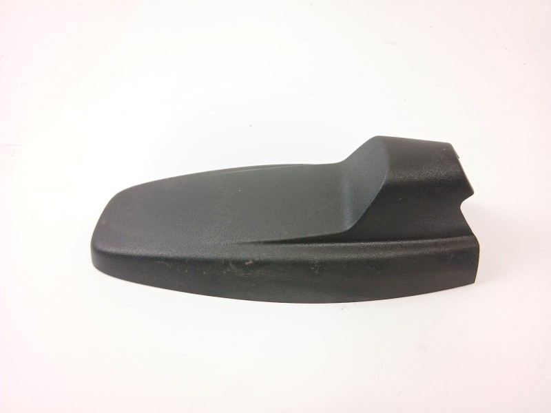 Recambio de moldura para ford focus iii sedán 1.6 tdci referencia OEM IAM BM5117D568  