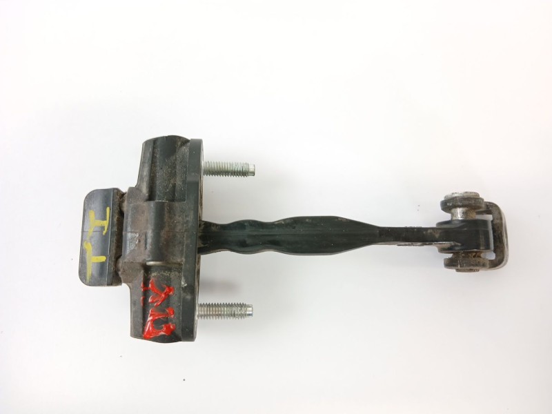 Recambio de retenedor puerta para ford focus iii sedán 1.6 tdci referencia OEM IAM   