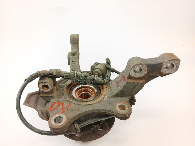Recambio de mangueta delantera izquierda para opel corsa c club referencia OEM IAM 9156140  