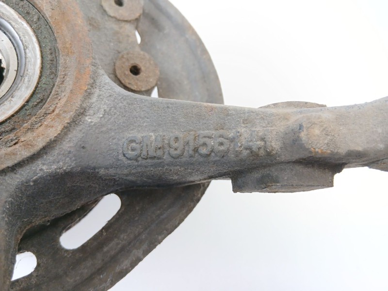 Recambio de mangueta delantera derecha para opel corsa c club referencia OEM IAM 9156141  