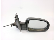 Recambio de retrovisor derecho para opel corsa c club referencia OEM IAM 065022R1  