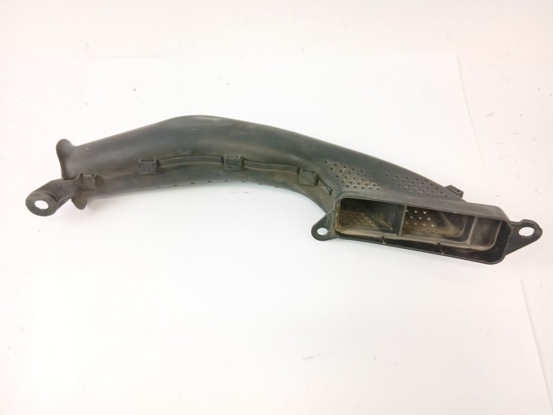 Recambio de tubo para ford focus iii sedán 1.6 tdci referencia OEM IAM AV619E635  