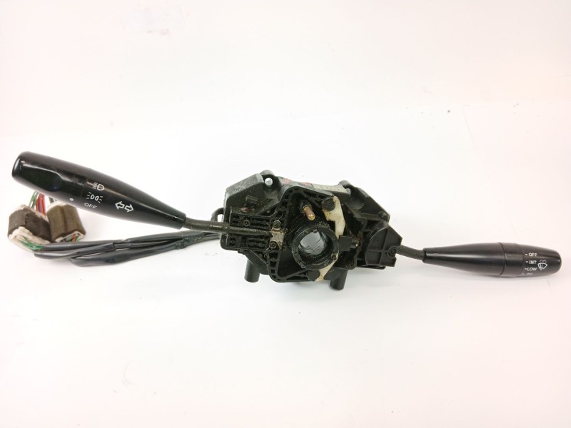 Recambio de mando volante para hyundai accent i (x-3) 1.3 i 12v referencia OEM IAM 9340022002  