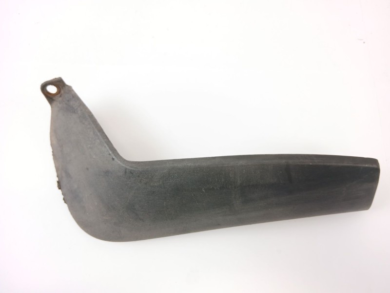 Recambio de moldura para opel corsa c club referencia OEM IAM 9121768  