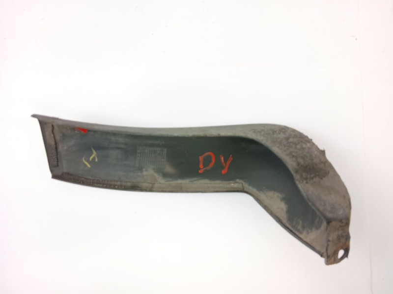Recambio de moldura para opel corsa c club referencia OEM IAM 9121768  