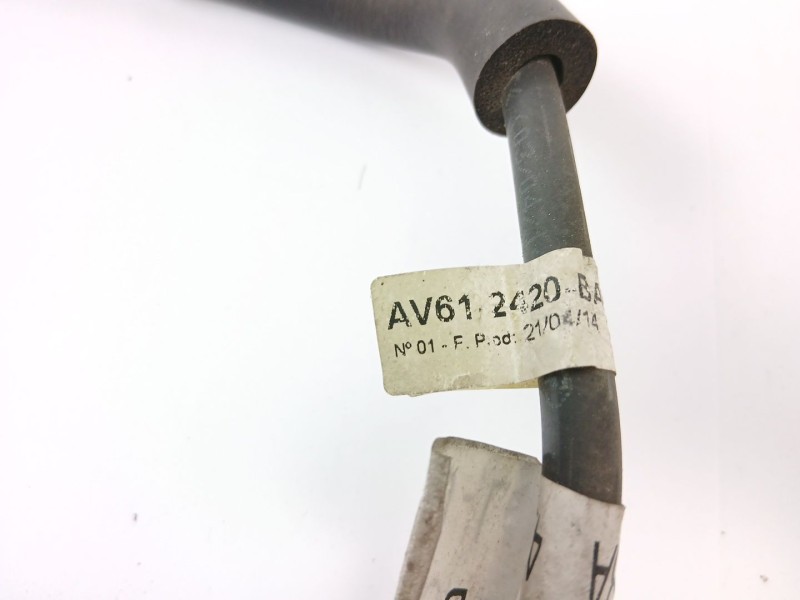 Recambio de tubo para ford focus iii sedán 1.6 tdci referencia OEM IAM AV612420  