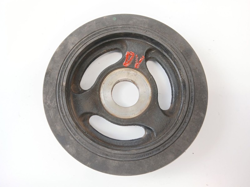 Recambio de polea cigueñal para ford focus iii sedán 1.6 tdci referencia OEM IAM E110124A  