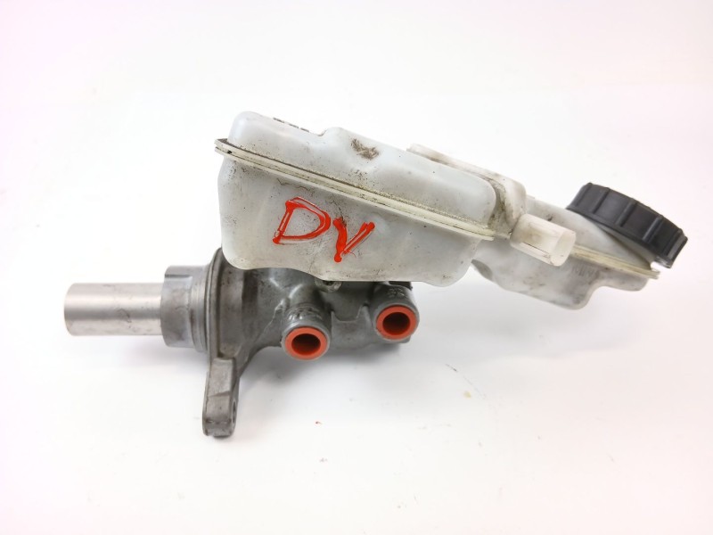 Recambio de bomba freno para ford focus iii sedán 1.6 tdci referencia OEM IAM A426K  