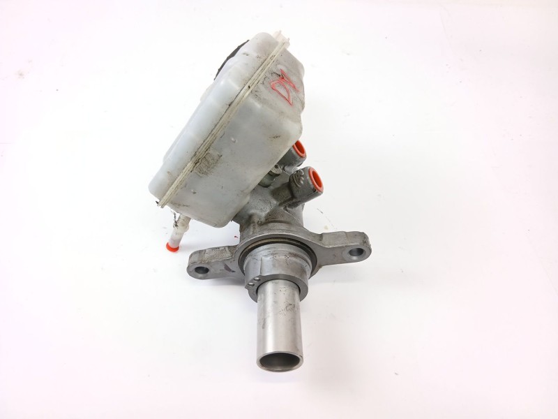 Recambio de bomba freno para ford focus iii sedán 1.6 tdci referencia OEM IAM A426K  