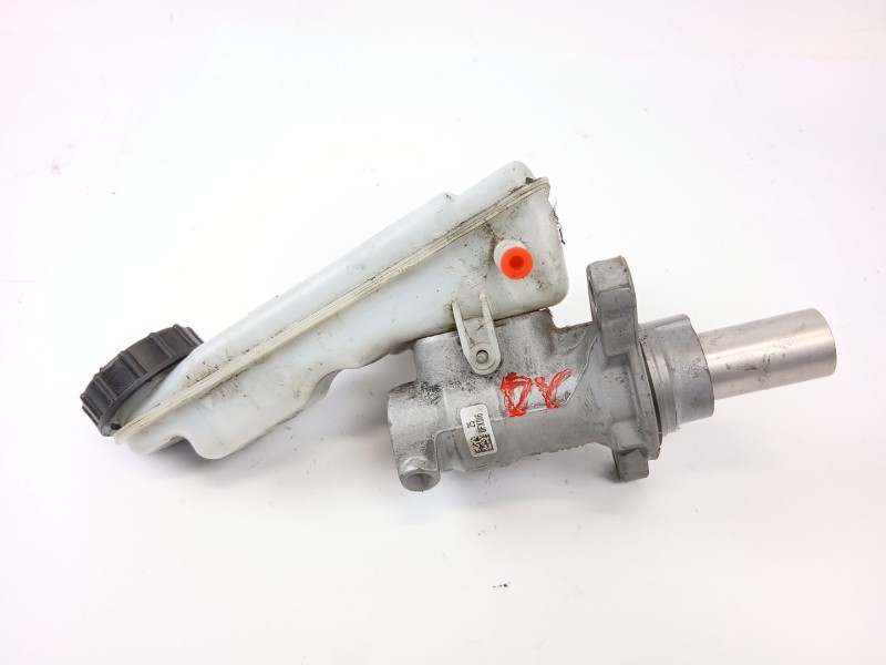 Recambio de bomba freno para ford focus iii sedán 1.6 tdci referencia OEM IAM A426K  