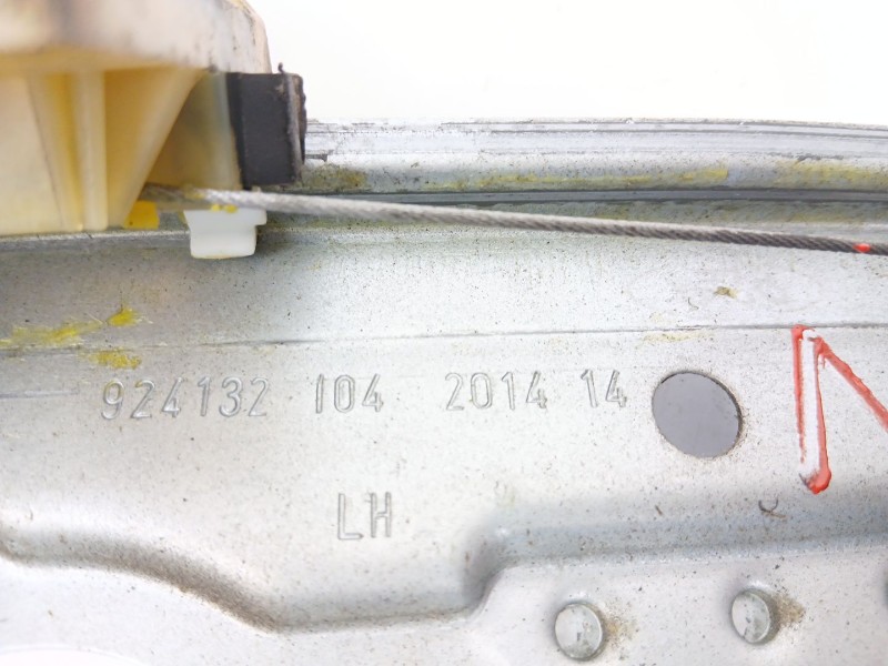 Recambio de elevalunas trasero izquierdo para ford focus iii sedán 1.6 tdci referencia OEM IAM 924132104  