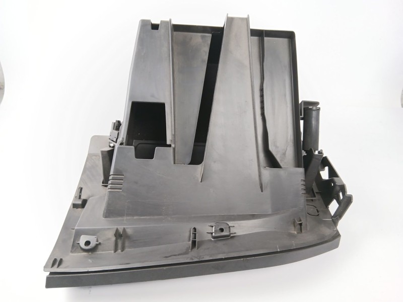 Recambio de guantera para ford focus iii sedán 1.6 tdci referencia OEM IAM BM51A06044  