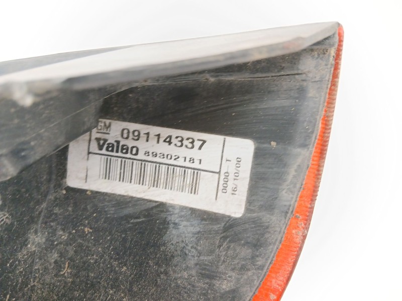 Recambio de piloto trasero derecho para opel corsa c club referencia OEM IAM 09114337  