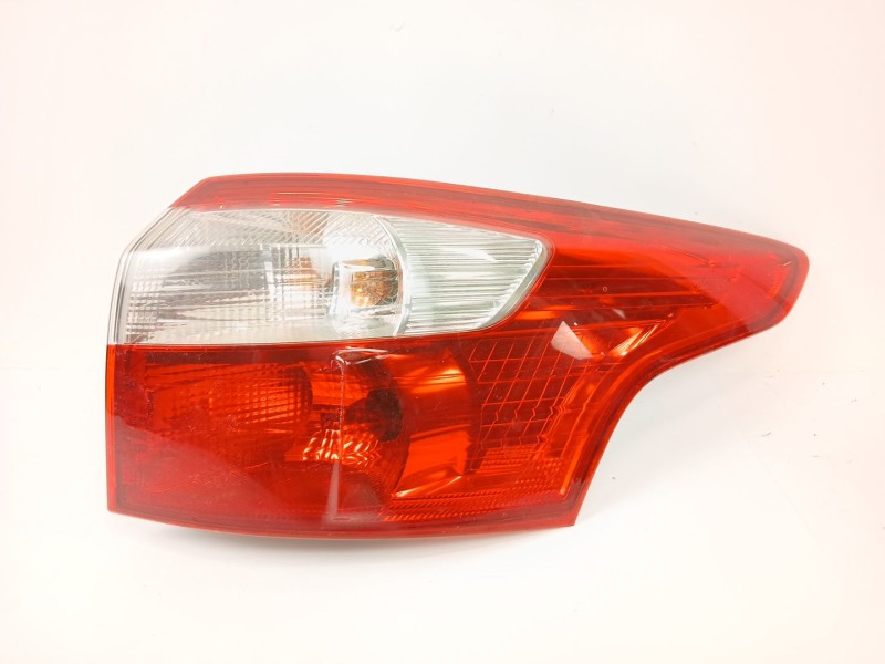 Recambio de piloto trasero derecho para ford focus iii sedán 1.6 tdci referencia OEM IAM BM5113404  