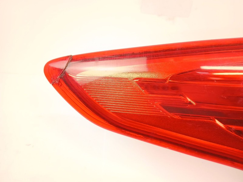 Recambio de piloto trasero izquierdo para ford focus iii sedán 1.6 tdci referencia OEM IAM BM5113405  