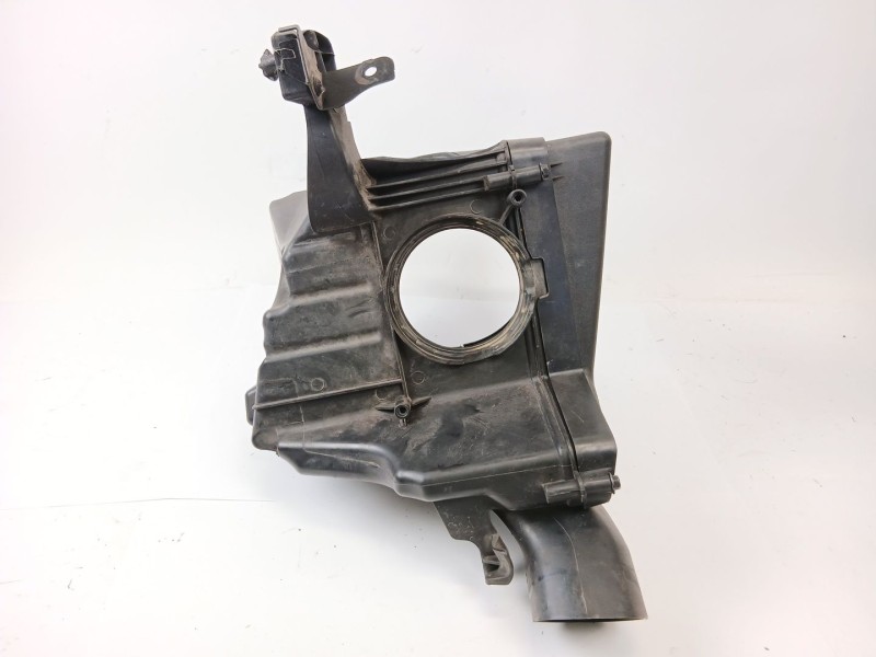 Recambio de filtro aire para ford focus iii sedán 1.6 tdci referencia OEM IAM BV619C679  