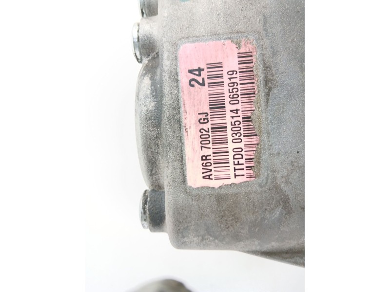 Recambio de caja cambios para ford focus iii sedán 1.6 tdci referencia OEM IAM AV6R7002GJ  AV6R-7F096