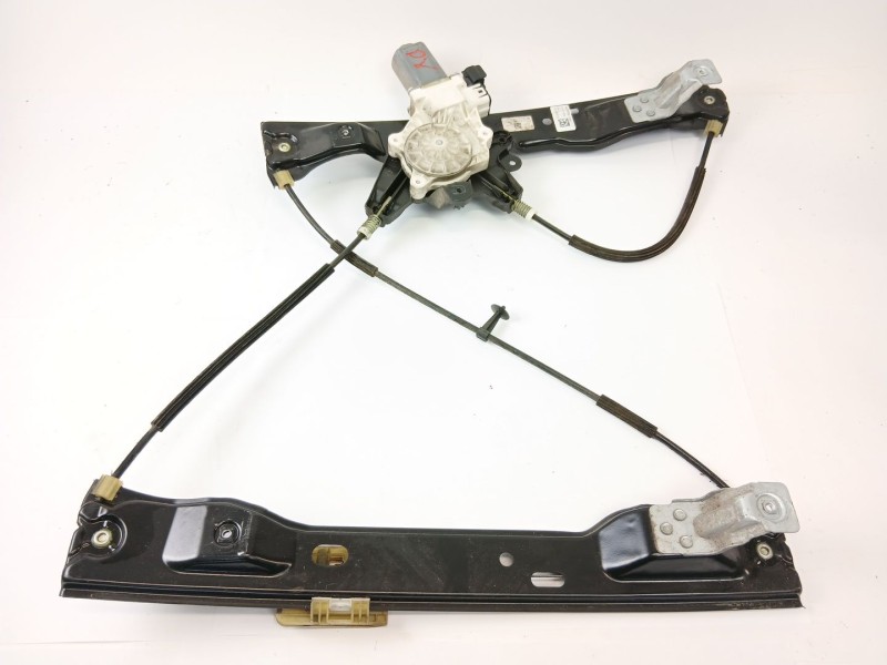 Recambio de elevalunas delantero izquierdo para ford focus iii sedán 1.6 tdci referencia OEM IAM 924128104  