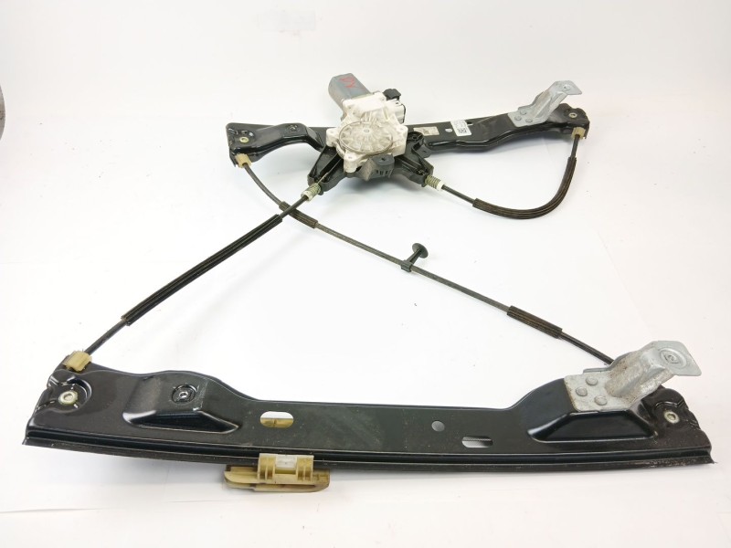 Recambio de elevalunas delantero izquierdo para ford focus iii sedán 1.6 tdci referencia OEM IAM 924128104  