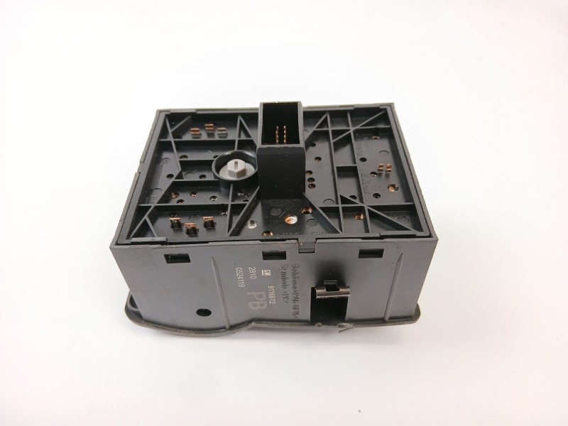 Recambio de mando luces para opel corsa c club referencia OEM IAM 9116612  