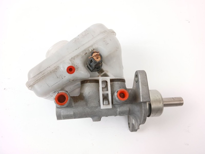 Recambio de bomba freno para opel corsa c club referencia OEM IAM   