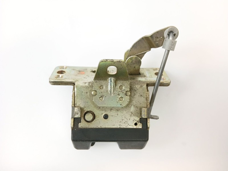 Recambio de cerradura maletero / porton para opel corsa c club referencia OEM IAM 90534769  